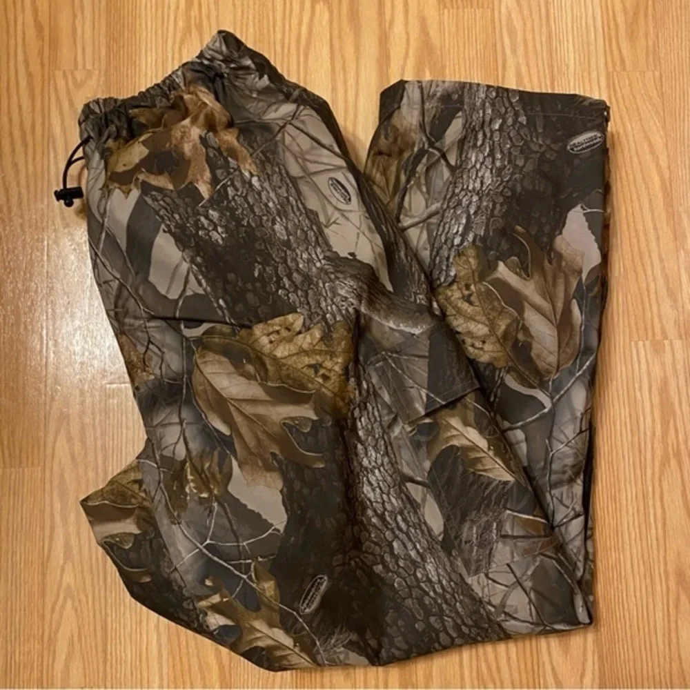 Field and Stream Mens Camouflage Cargo Pants‎